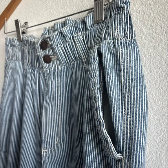 Universal Thread Light Blue Pinstripe High-Rise Railroad Tapered Striped Pants - Picture 6 of 12